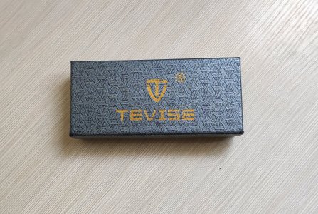 Tevise 時尚電子手錶