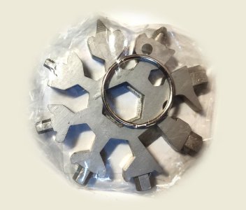 18 合 1 螺絲刀鑰匙扣