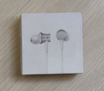 小米活塞耳機清新版